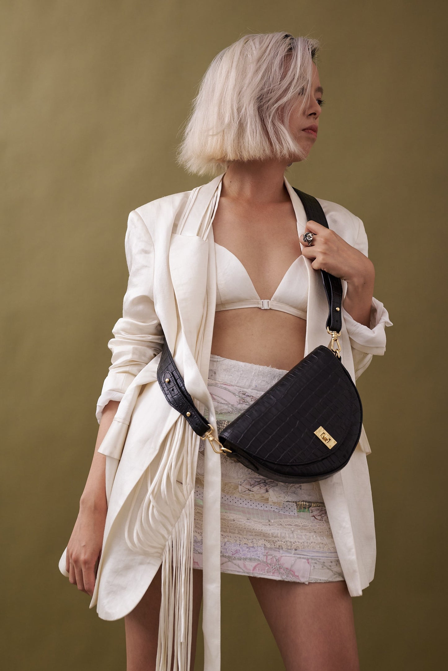 Iris Black - Crossbody Bag.