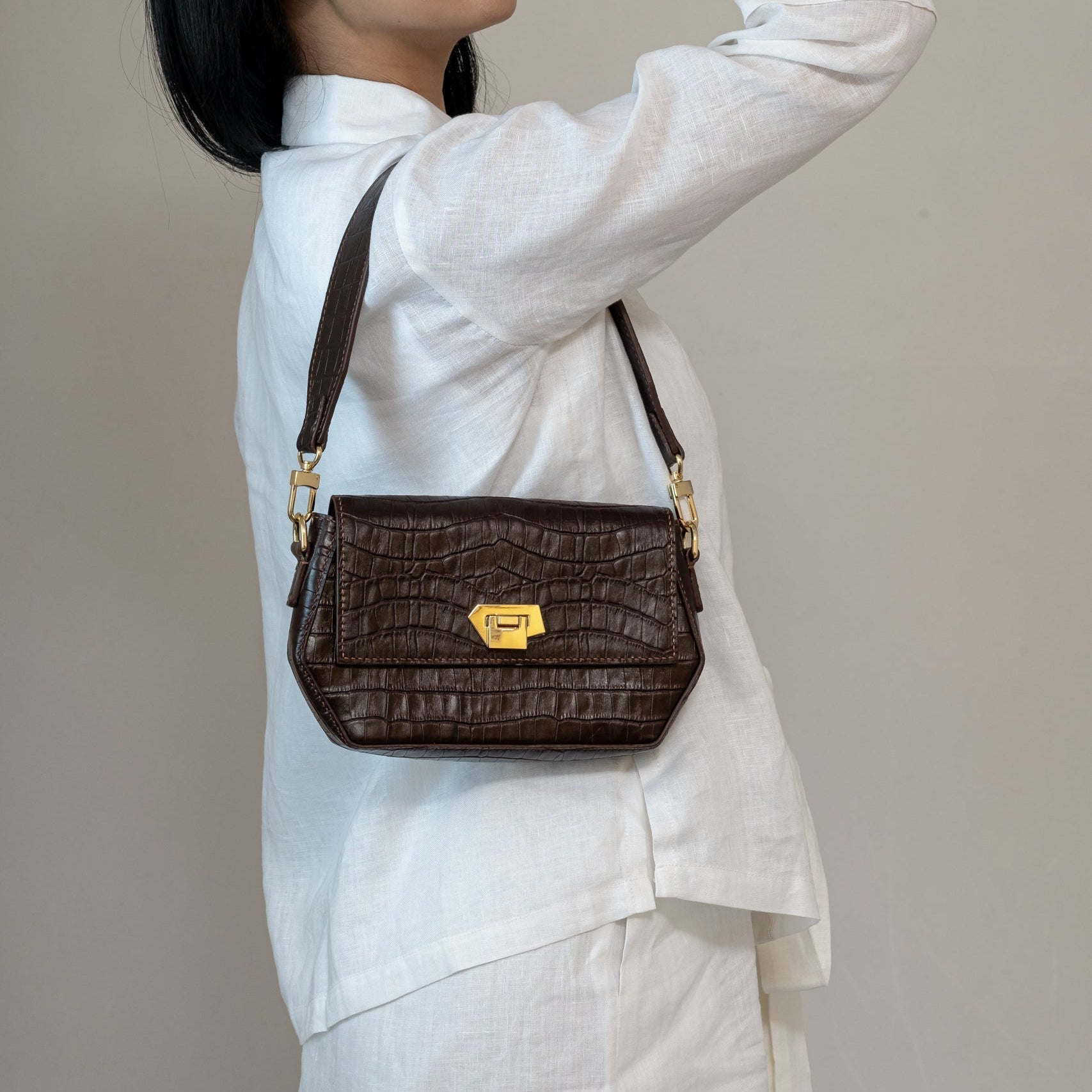 Leather Shoulder Bag - Sofia.