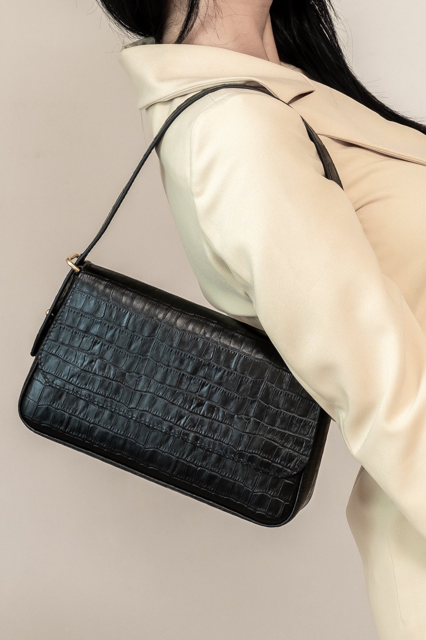 Elly Shoulder Bag - Black.