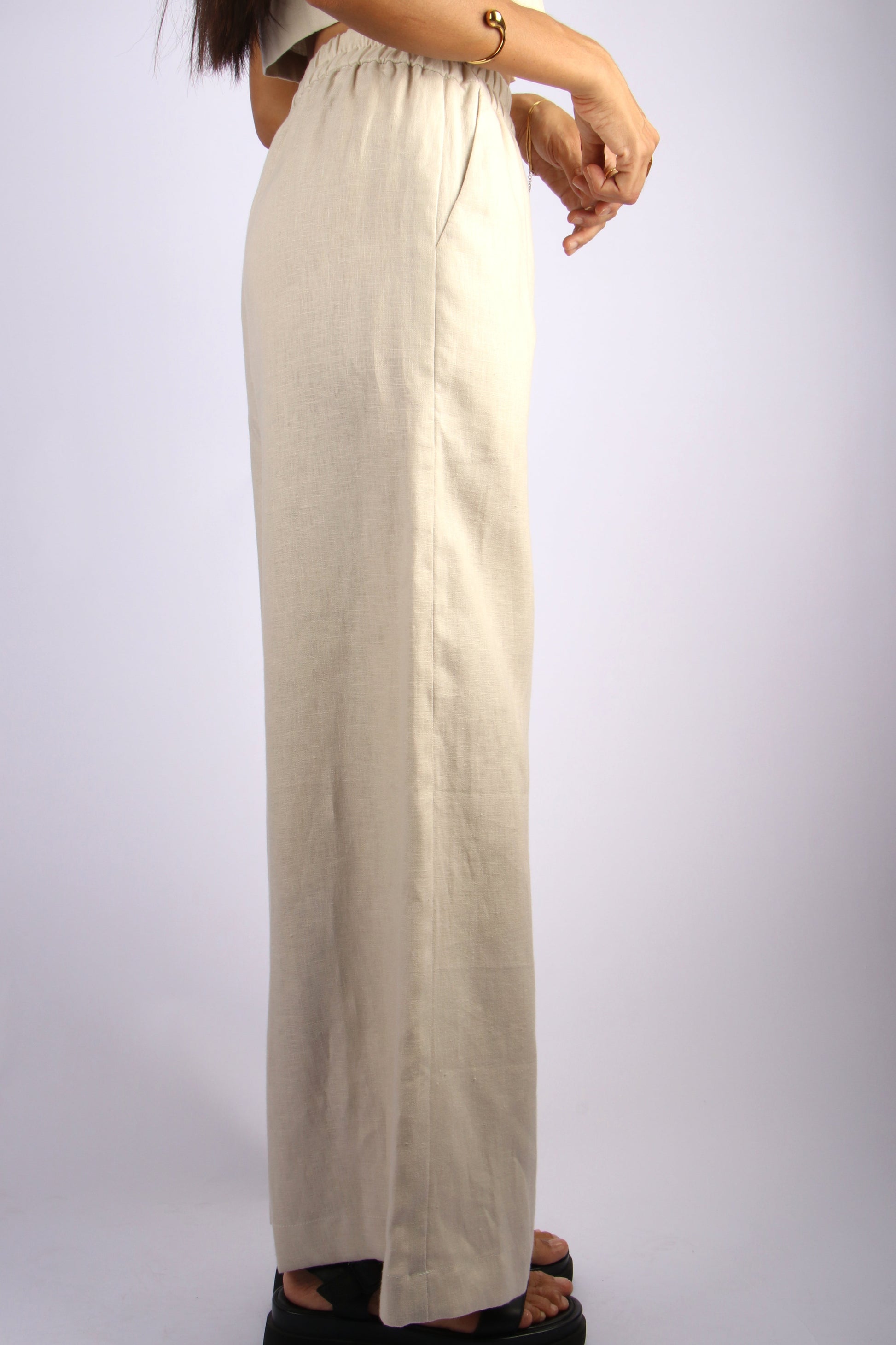 Sienna Flow - Brown Linen Pant.