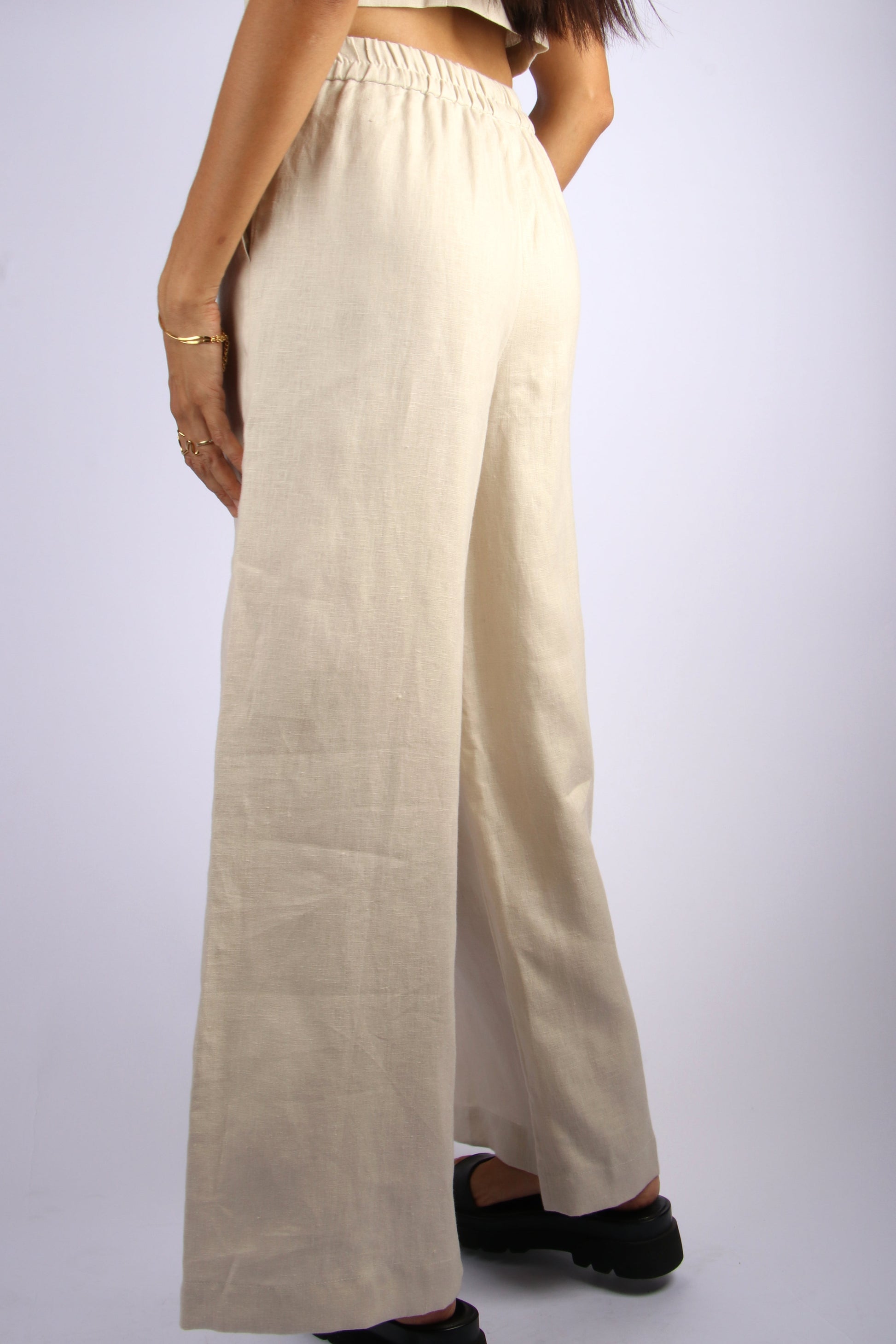 Sienna Flow - Brown Linen Pant.