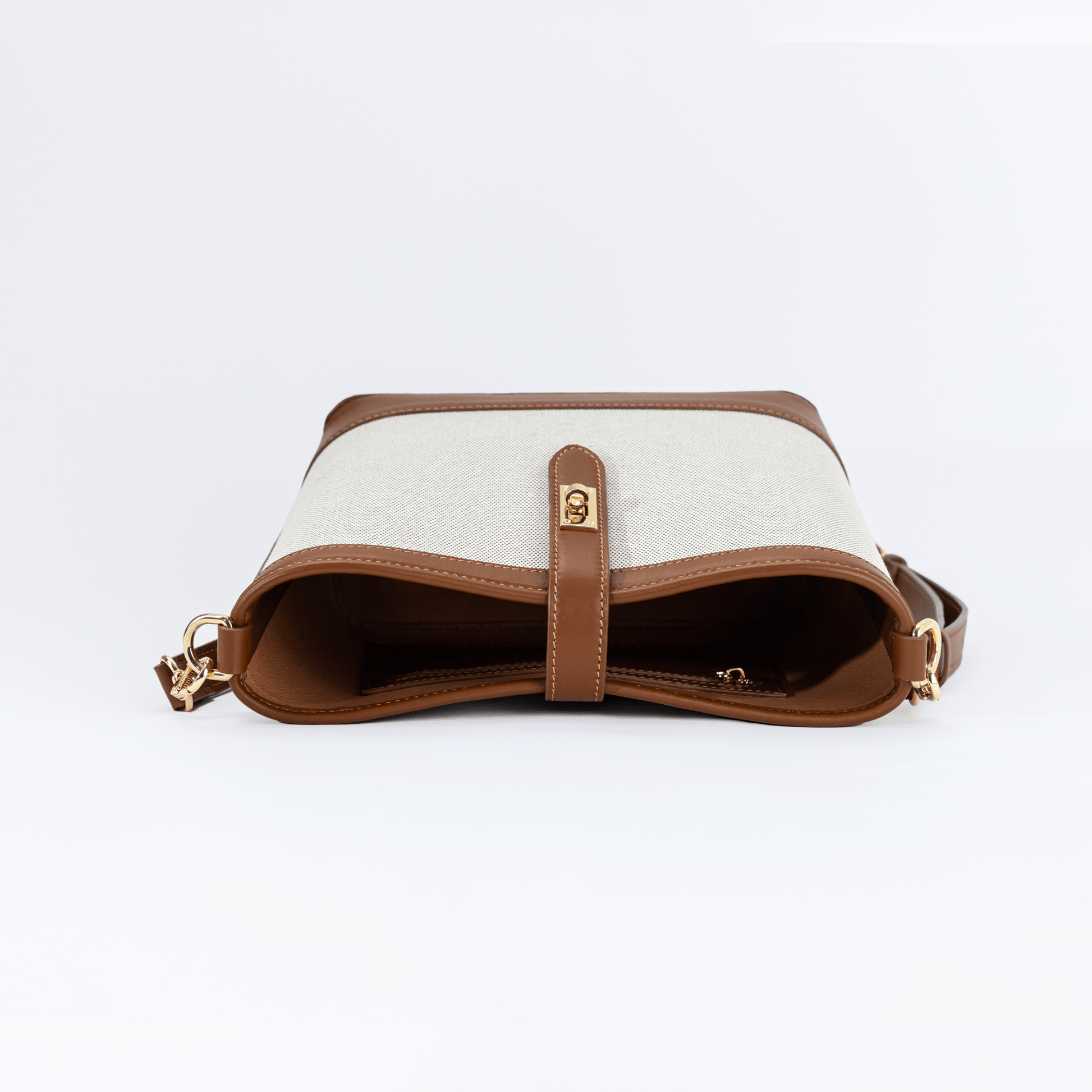 Chic City Bucket - Brown.