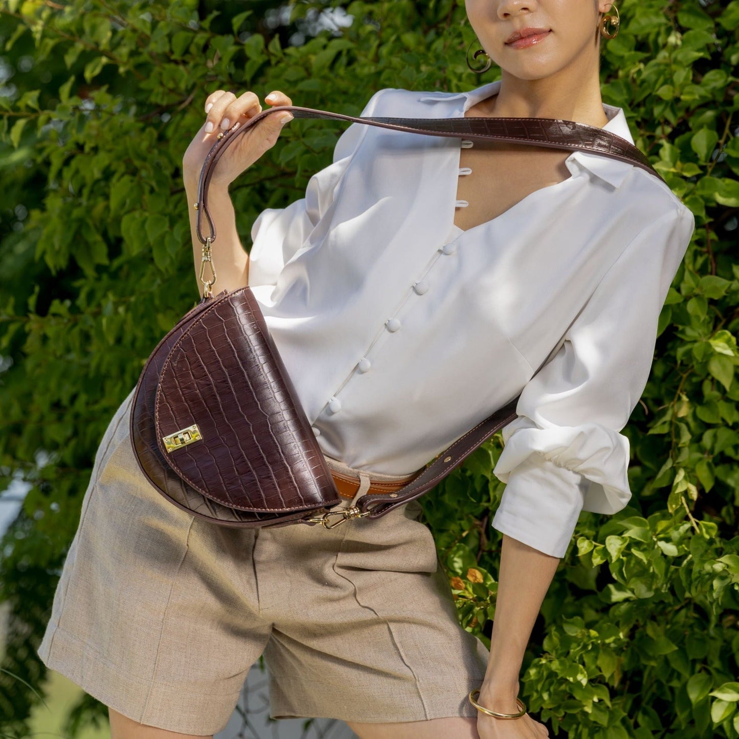 Leather Crossbody Bag - Iris.