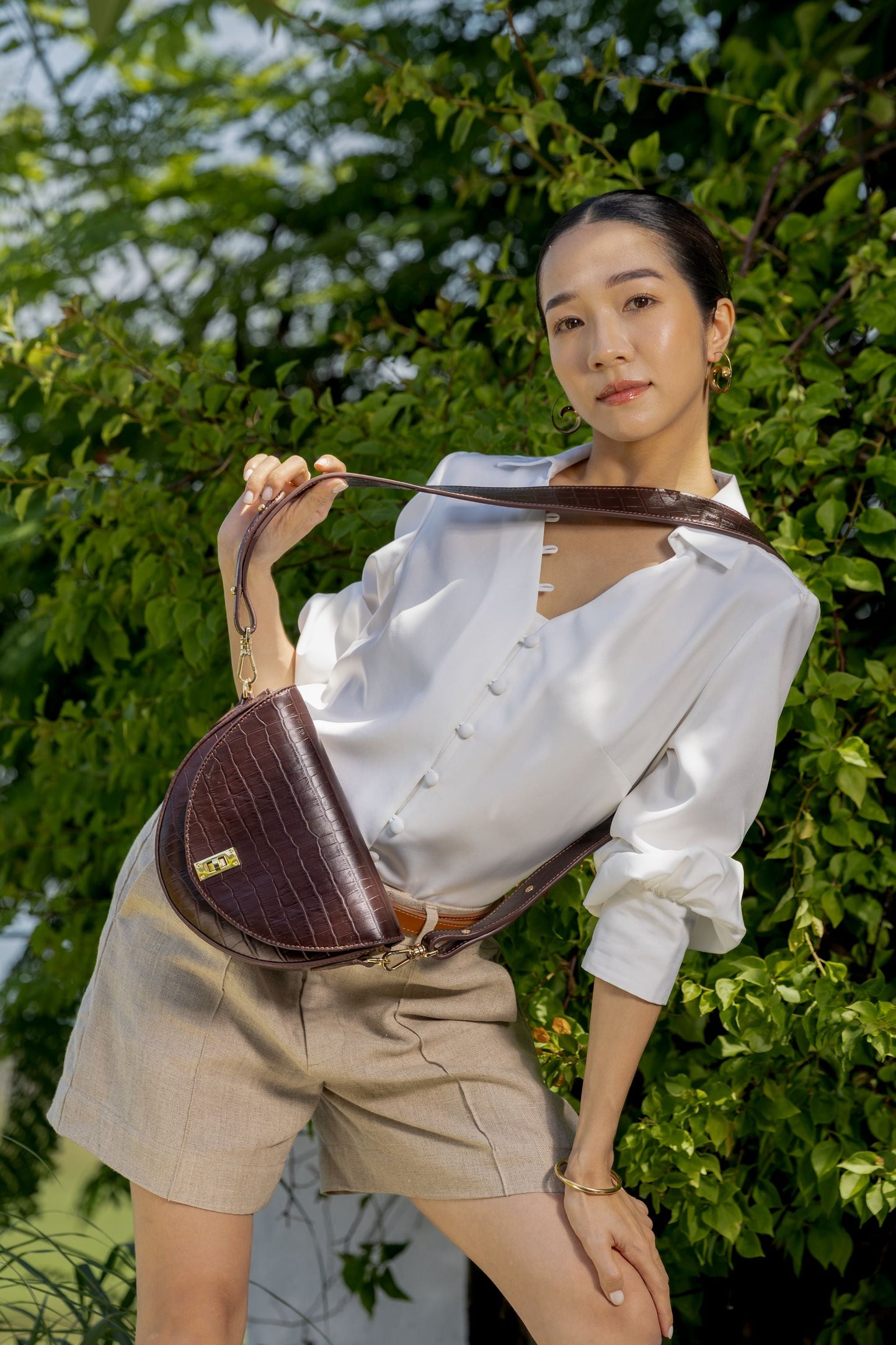Leather Crossbody Bag - Iris.