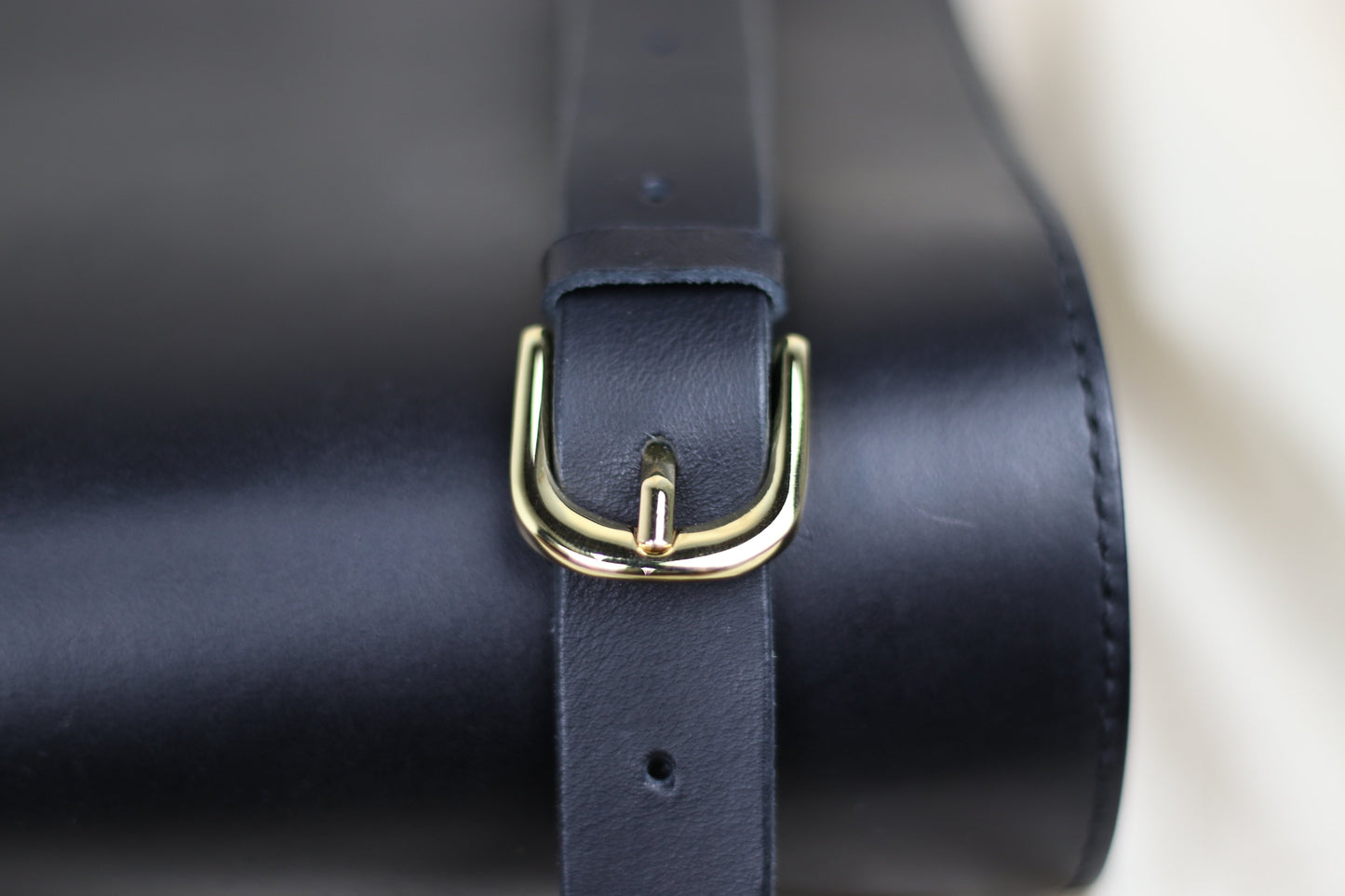 Veg Tanned Crossbody Bag - Black - Handmade