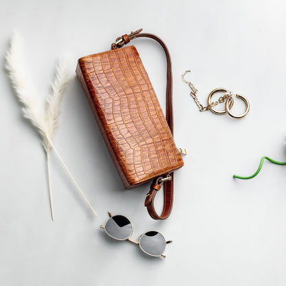 Cindy Shoulder Bag - Brown