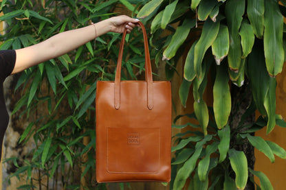 Woman Basic Laptop Bag - Saddle Brown