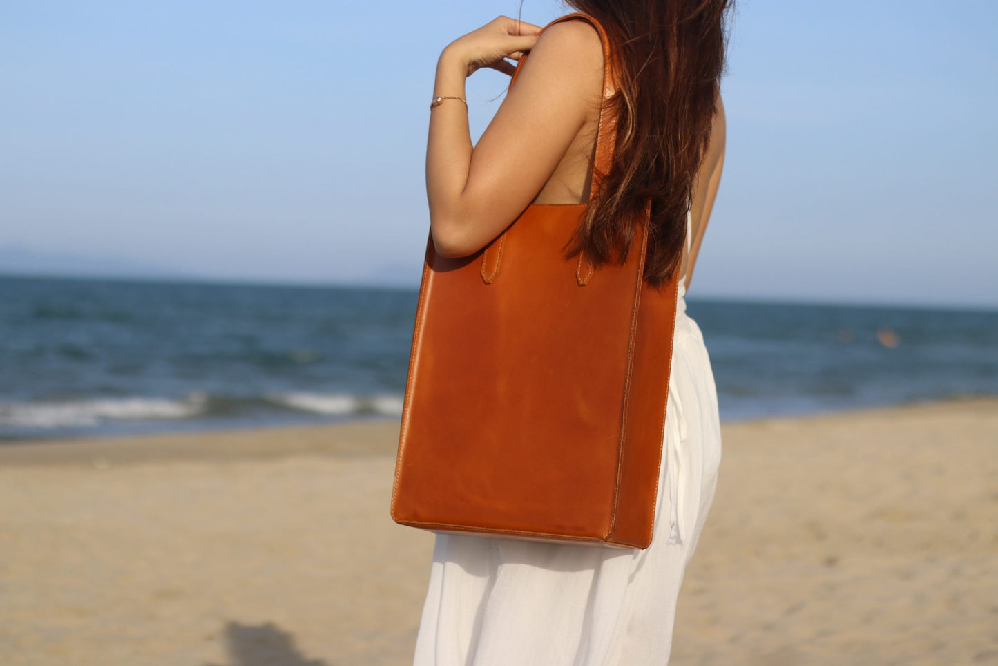 Woman Laptop Bag with Button