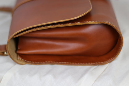 Cross Body Bag - Veg tanned leather